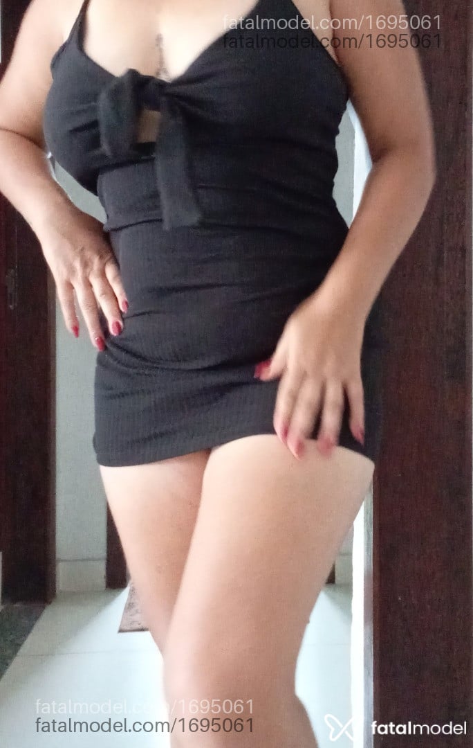 Acompanhante mulher com cabelo castanho de olhos castanhos - Bianca