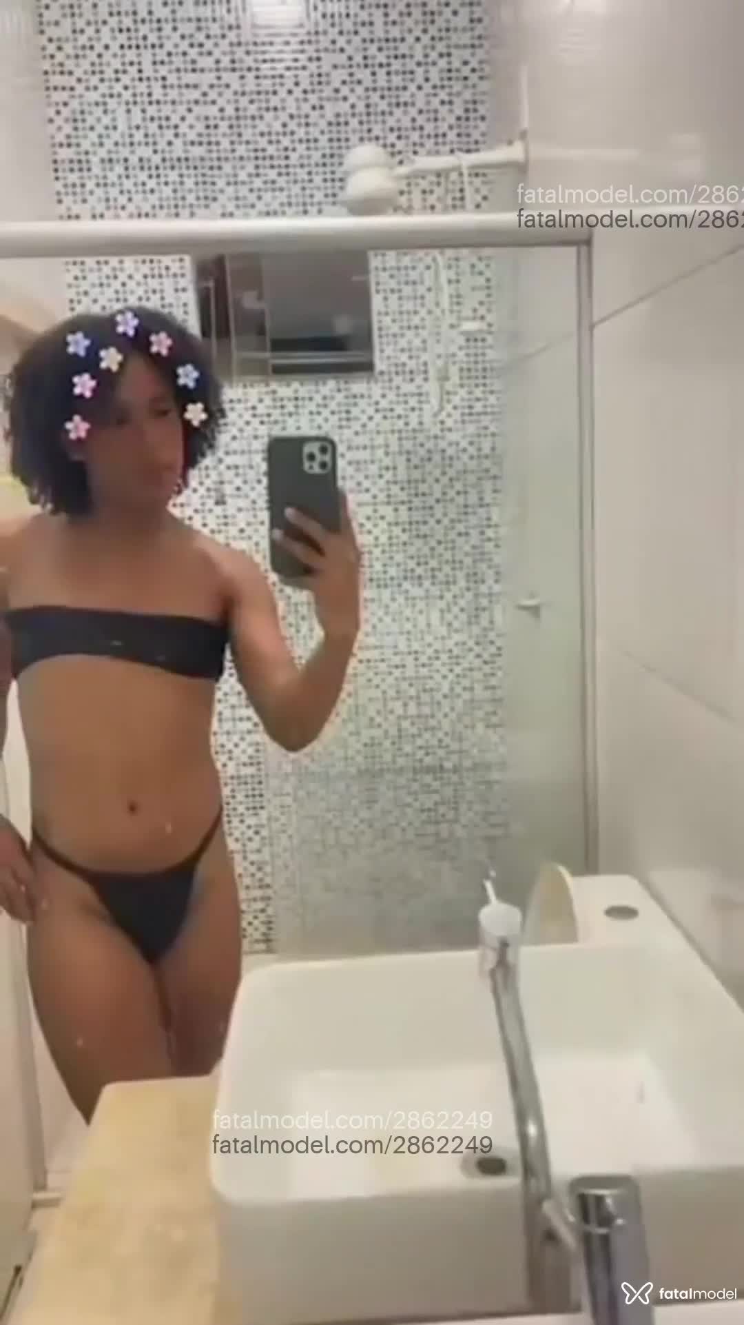 Acompanhante mulher trans morena (o) de olhos pretos em Parauapebas - Victoria