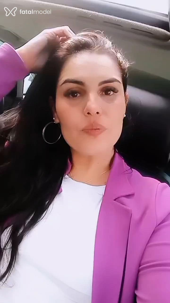 Acompanhante mulher com cabelo castanho de olhos castanhos em Angra dos Reis - Gabi