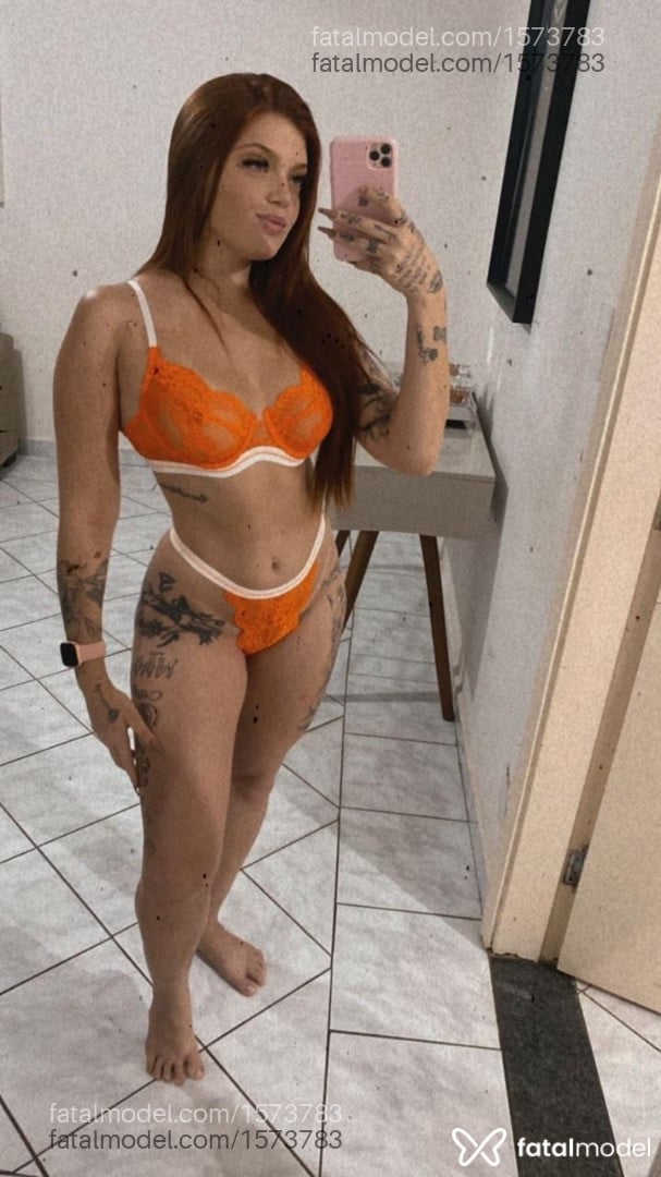 Acompanhante mulher ruiva (o) de olhos verdes - Bianca Bittencourt