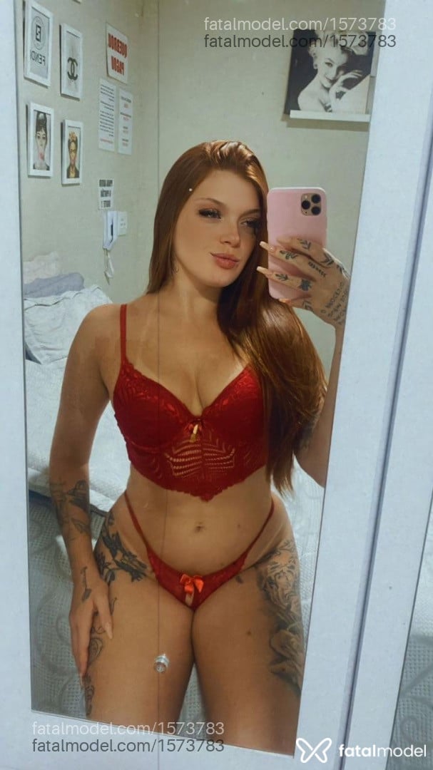 Acompanhante mulher ruiva (o) de olhos verdes - Bianca Bittencourt