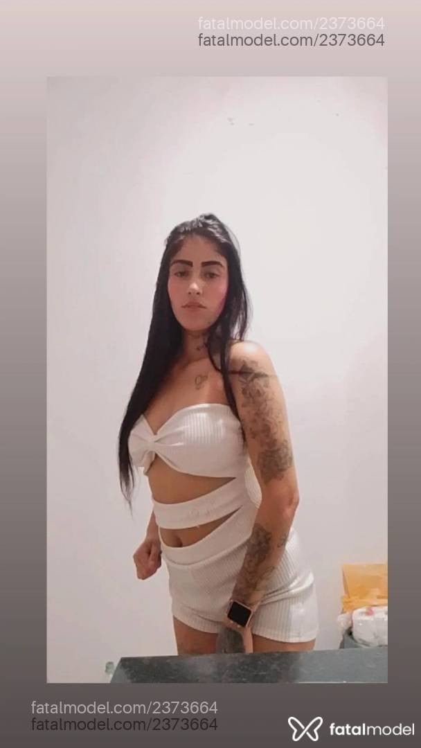 Acompanhante mulher morena (o) de olhos pretos - Japinhaa
