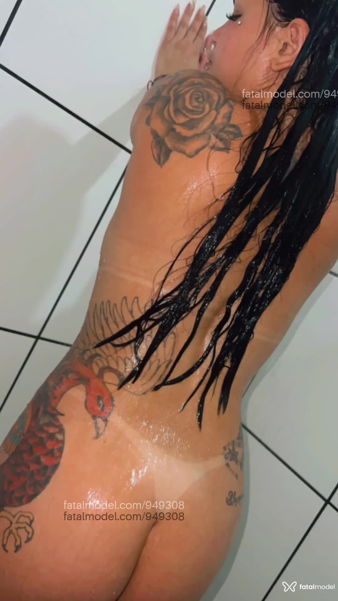 Acompanhante mulher morena (o) de olhos pretos em Contagem - Jhullie