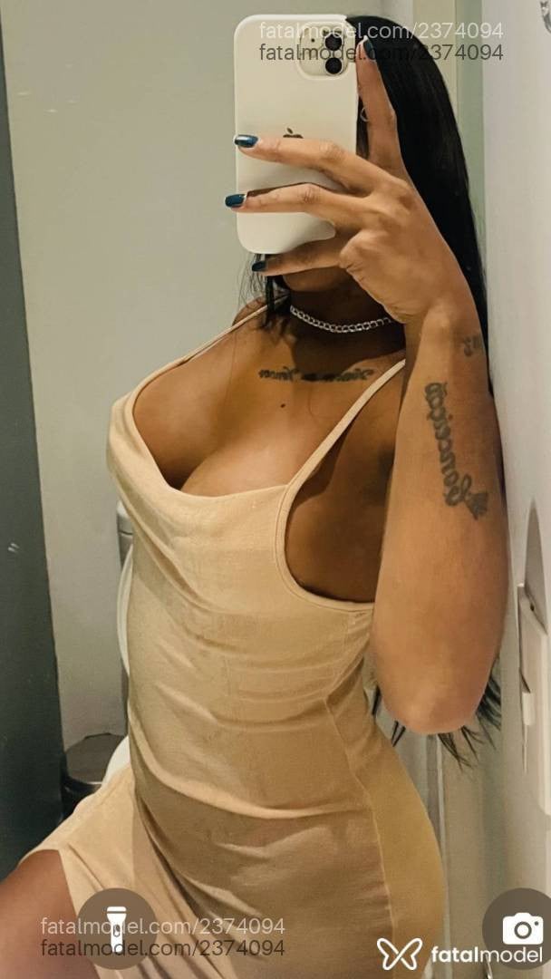 Acompanhante mulher morena (o) de olhos pretos - Gaby Bela