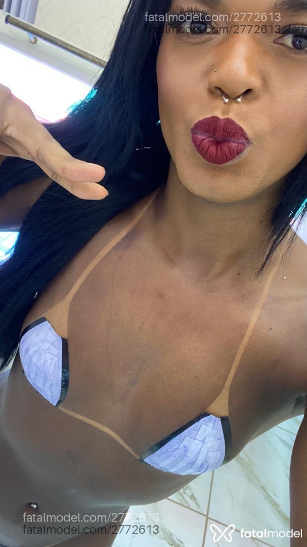 Acompanhante mulher trans morena (o) de olhos pretos - Borteflay Acompanhante mulher trans morena (o) de olhos pretos - Borteflay