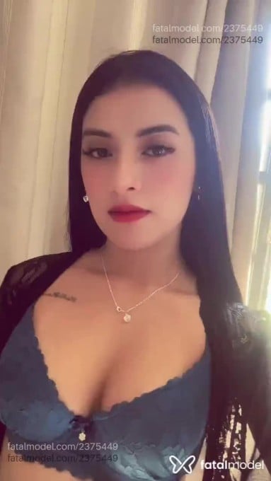Acompanhante mulher com cabelo castanho de olhos pretos em Chapecó - Maya Lima