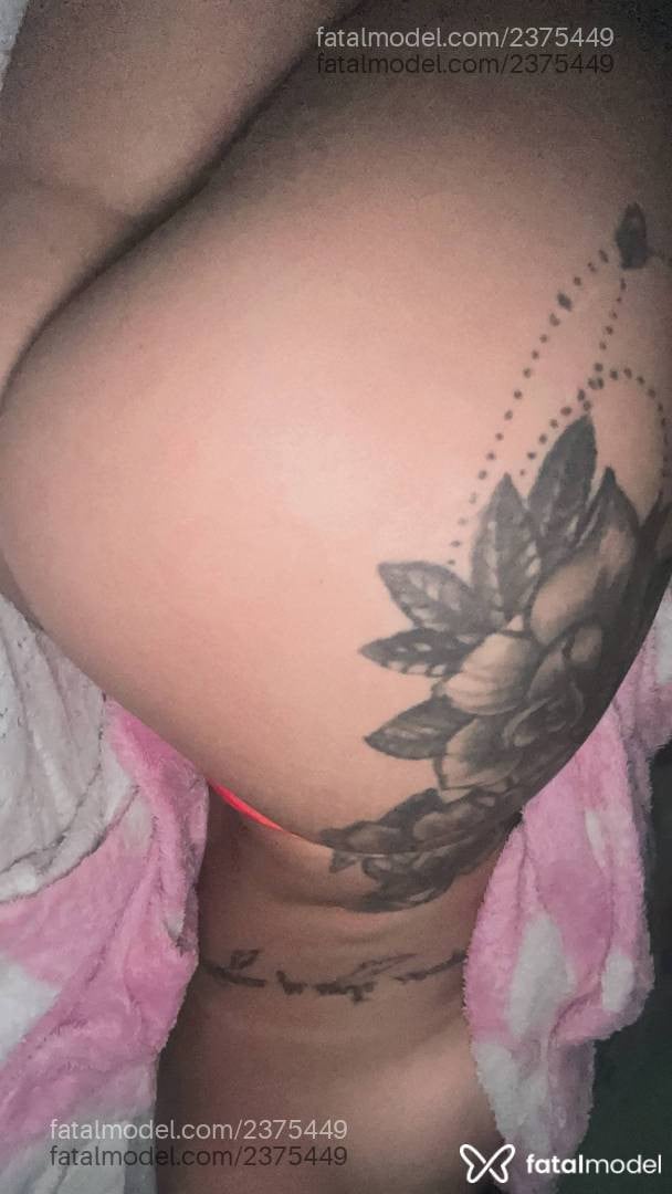 Acompanhante mulher com cabelo castanho de olhos pretos em Itajaí - Maya Lima