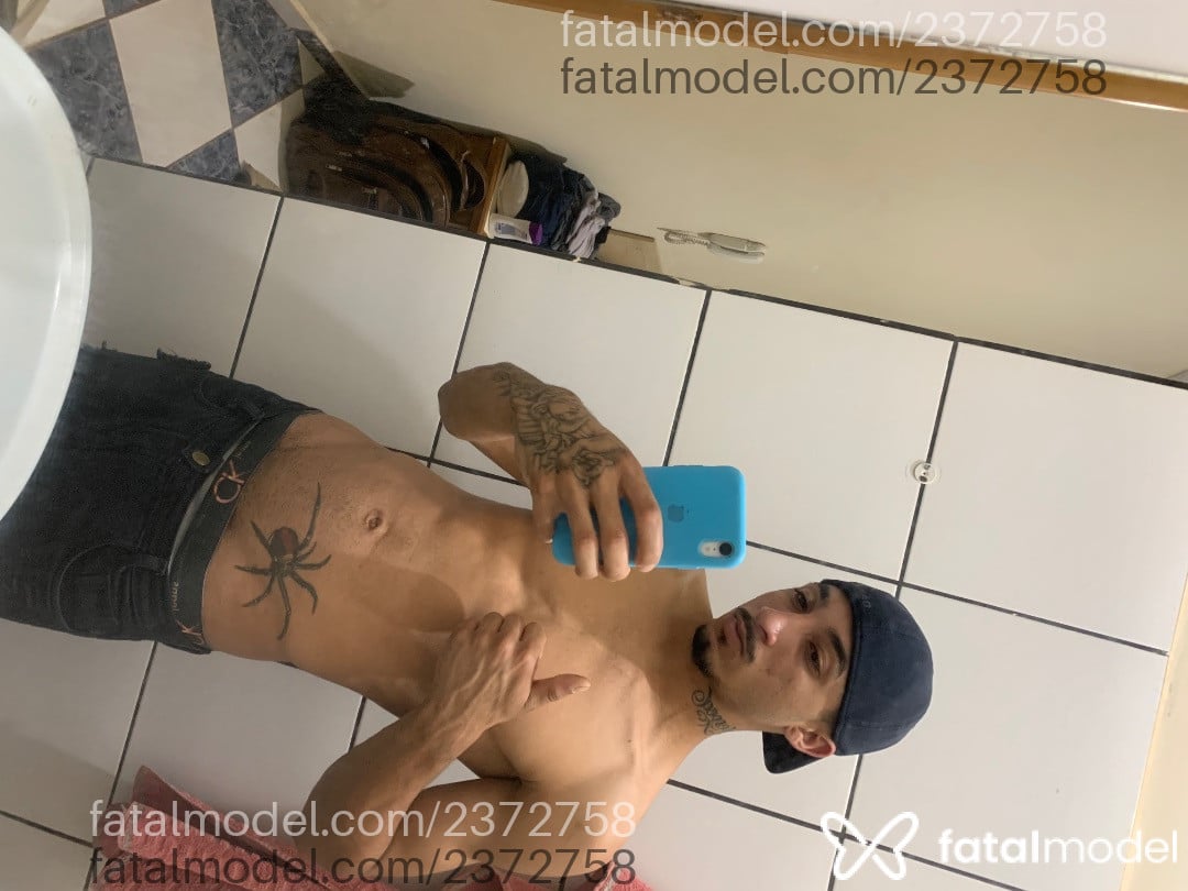 Acompanhante homem morena (o) de olhos castanhos - Dudu Acompanhante homem morena (o) de olhos castanhos - Dudu