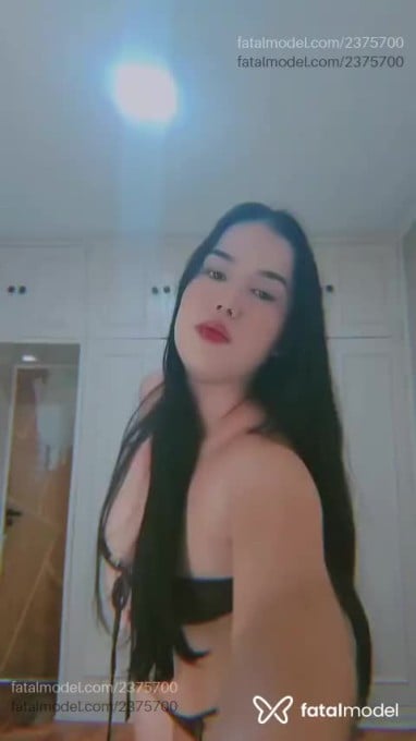 Acompanhante mulher morena (o) de olhos castanhos - Gaby Fernandes