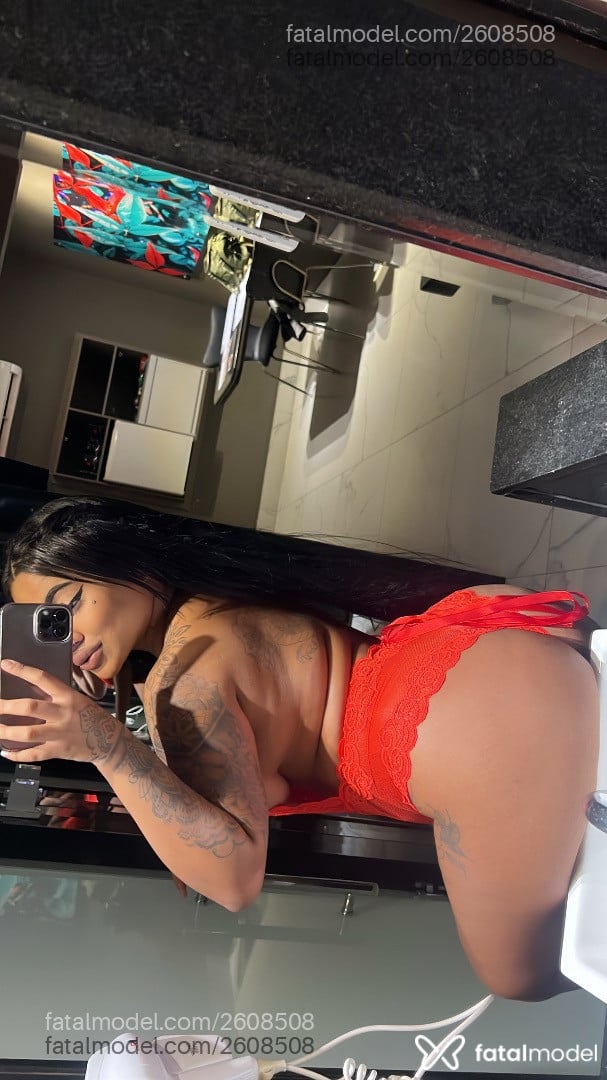 Acompanhante mulher morena (o) de olhos pretos em São Paulo - Larissa Sena