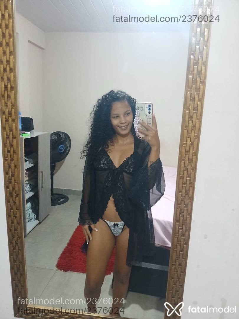 Acompanhante mulher morena (o) de olhos castanhos em Teixeira de Freitas - Mavi Preta