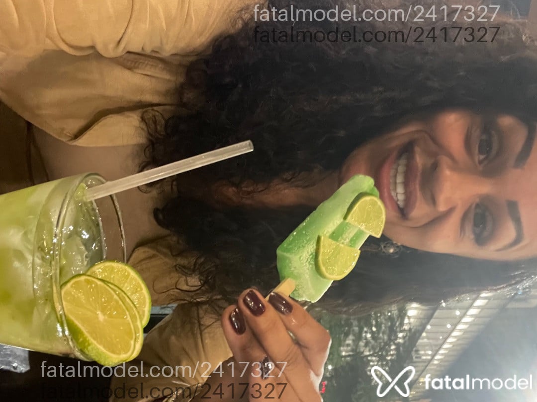 Acompanhante mulher com cabelo castanho de olhos castanhos em São Bernardo do Campo - Painita