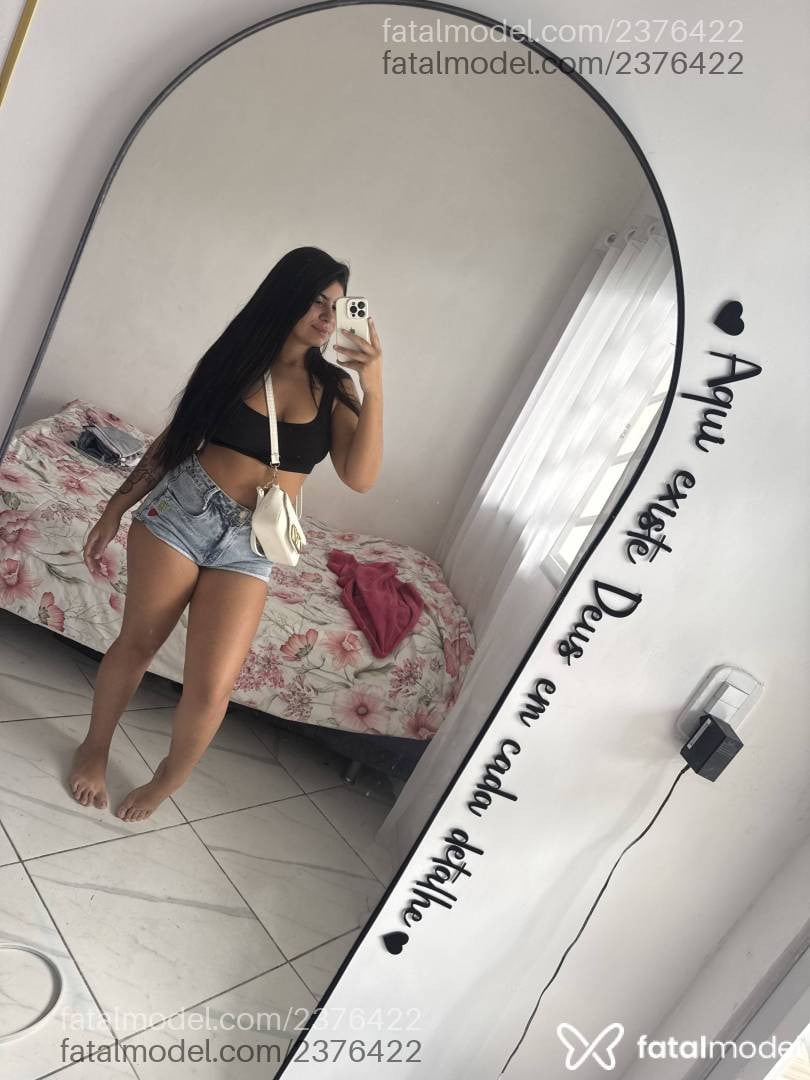 Acompanhante mulher morena (o) de olhos castanhos - Karen Silva