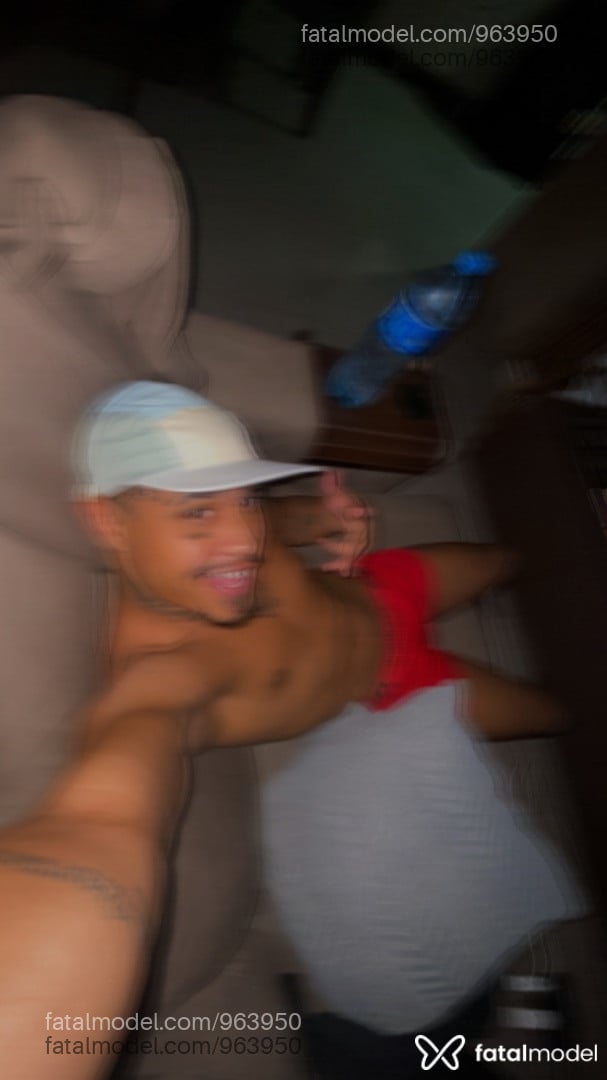 Acompanhante homem morena (o) de olhos castanhos em São Paulo Acompanhante homem morena (o) de olhos castanhos em São Paulo - Lucas