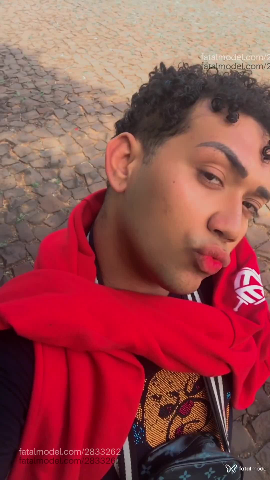 Acompanhante homem morena (o) de olhos castanhos em Xanxerê Acompanhante homem morena (o) de olhos castanhos em Xanxerê - Junior