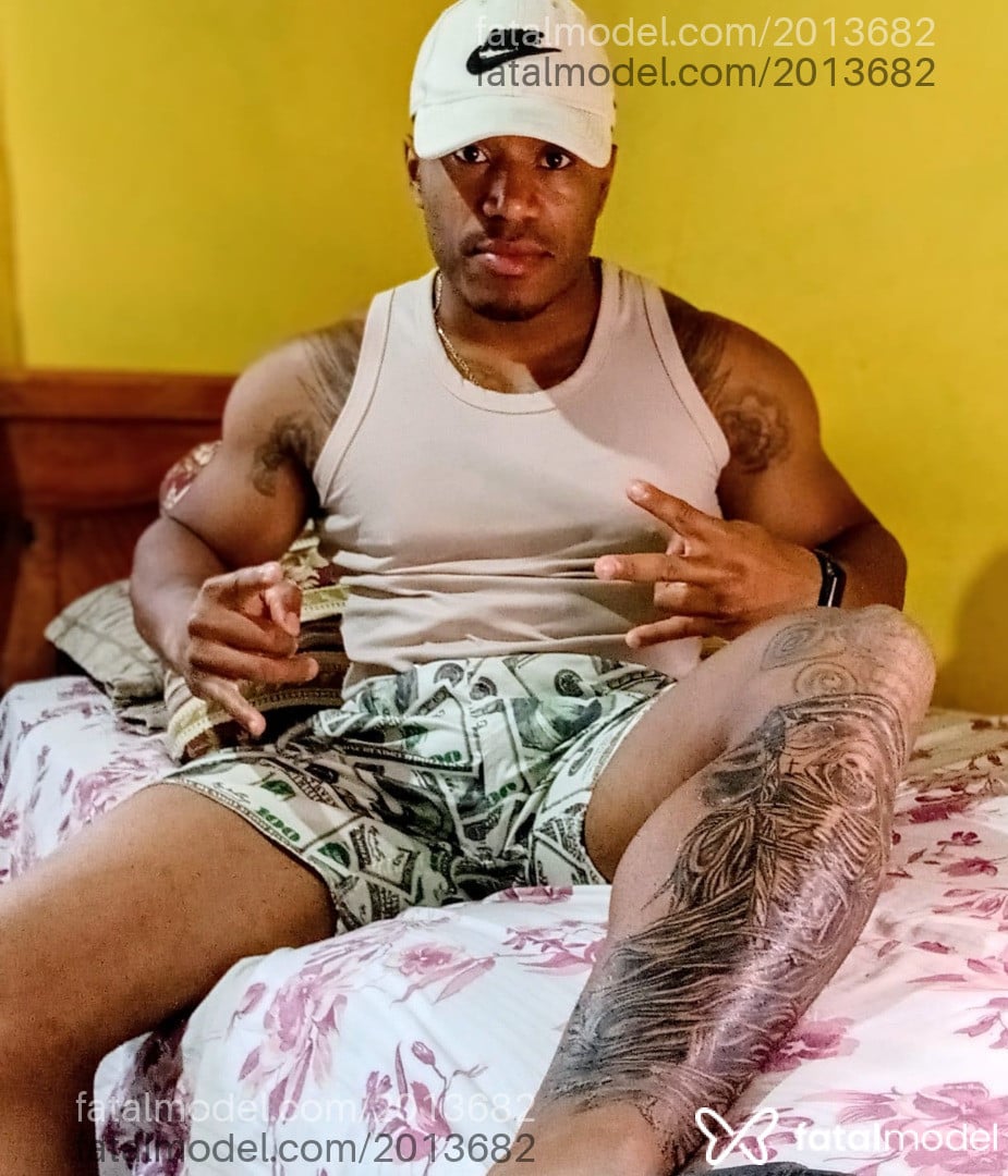 Acompanhante homem morena (o) de olhos castanhos em São Paulo Acompanhante homem morena (o) de olhos castanhos em São Paulo - David