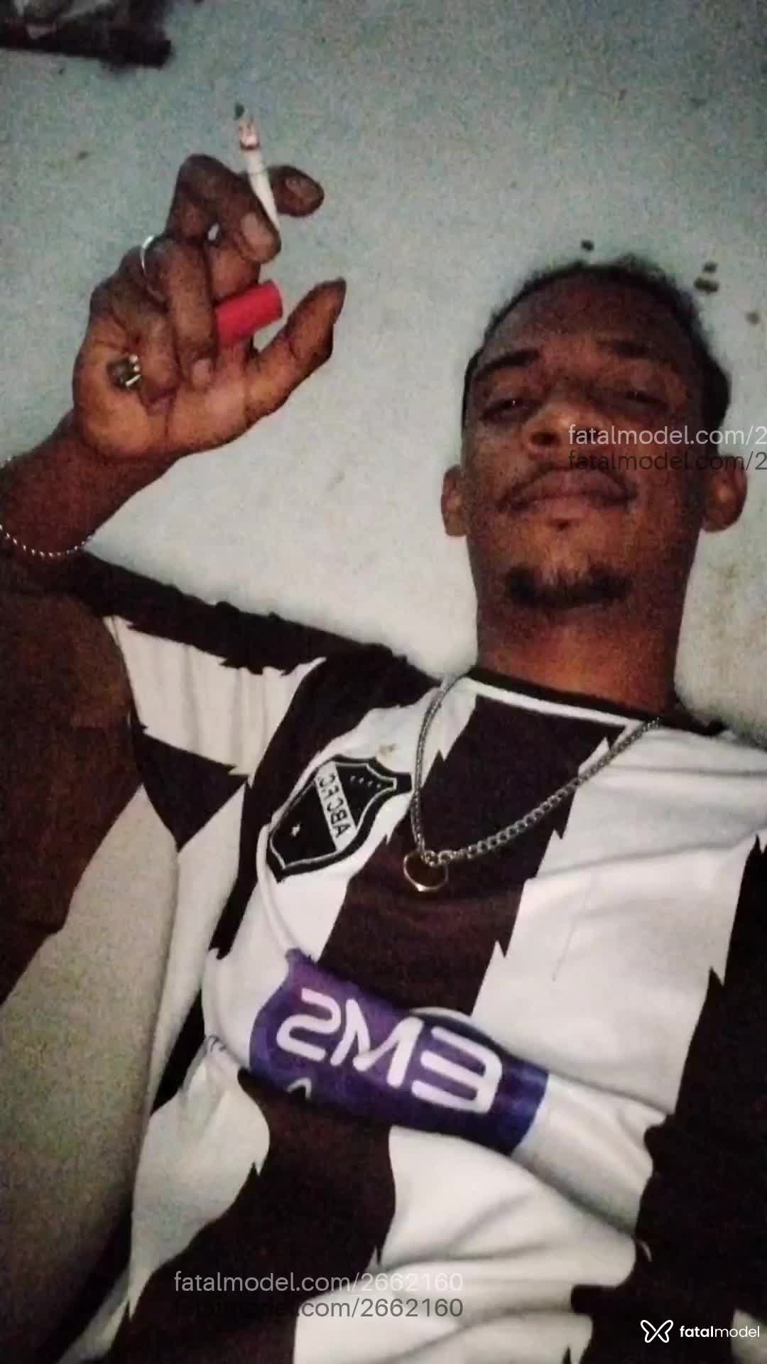 Acompanhante homem morena (o) de olhos pretos em Natal Acompanhante homem morena (o) de olhos pretos em Natal - Ramon