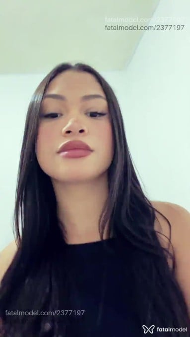 Acompanhante mulher com cabelo castanho de olhos castanhos em Guarulhos Acompanhante mulher com cabelo castanho de olhos castanhos em Guarulhos - Juliana Nunes