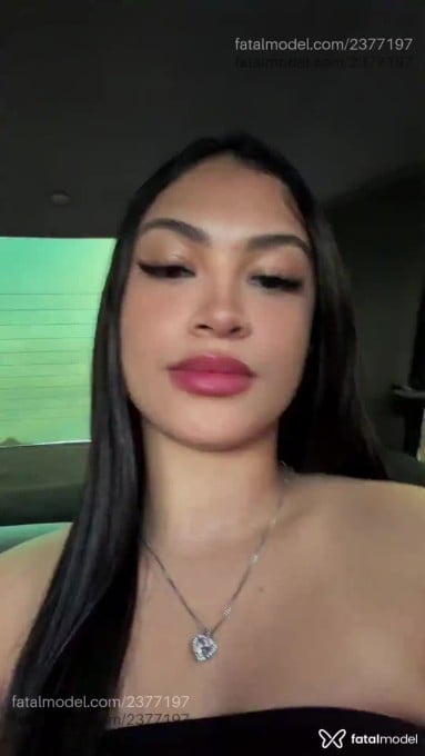 Acompanhante mulher com cabelo castanho de olhos castanhos em Guarulhos Acompanhante mulher com cabelo castanho de olhos castanhos em Guarulhos - Juliana Nunes