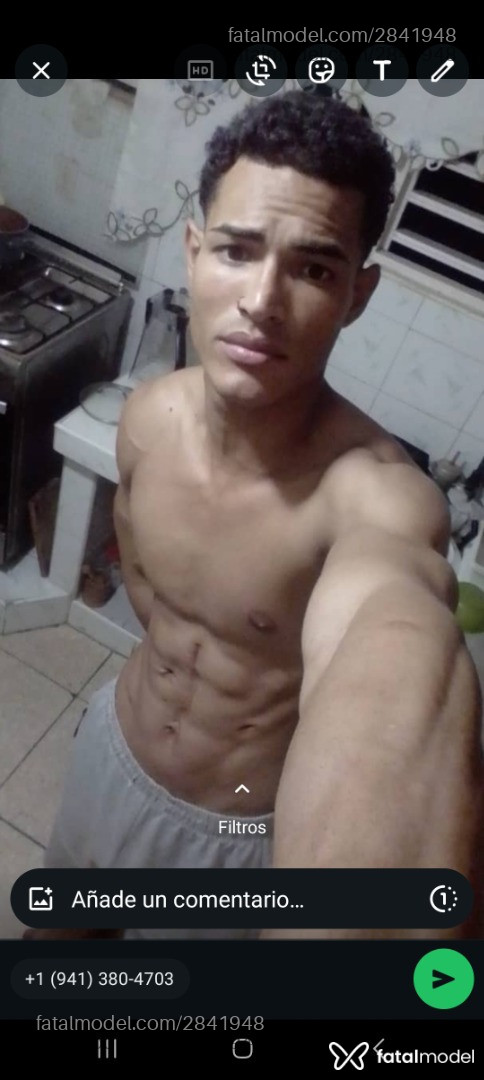 Acompanhante homem morena (o) de olhos castanhos - Wiso
