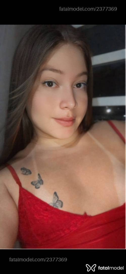 Acompanhante mulher trans loira (o) de olhos castanhos - Bruna