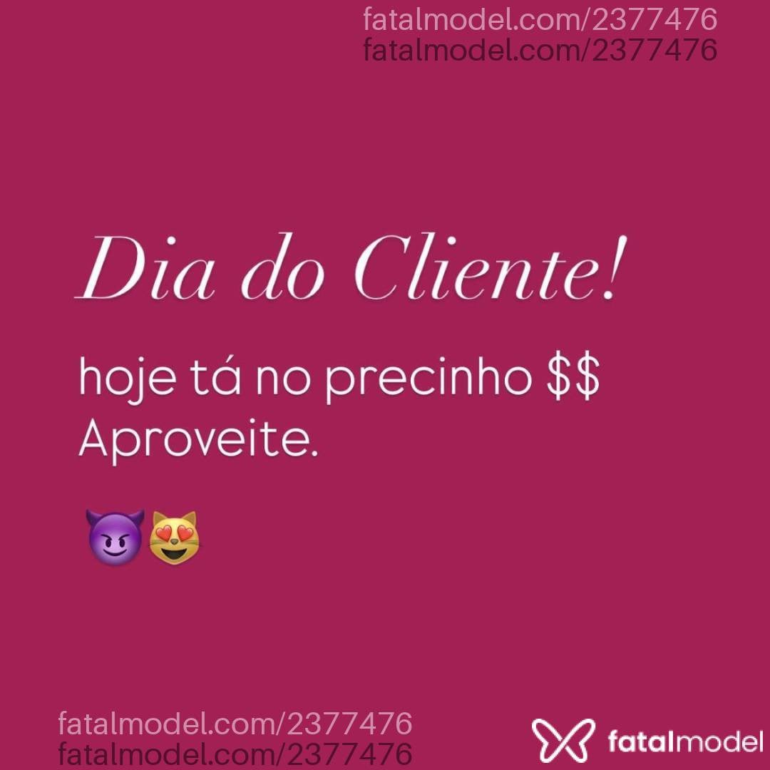 Acompanhante mulher trans com cabelo castanho de olhos castanhos - Mia