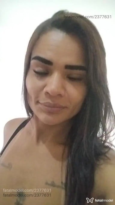 Acompanhante mulher morena (o) de olhos castanhos em Capelinha Acompanhante mulher morena (o) de olhos castanhos em Capelinha - Sabrina