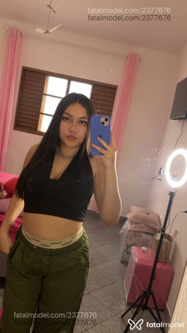 Acompanhante mulher com cabelo castanho de olhos castanhos - Bianca Mendes