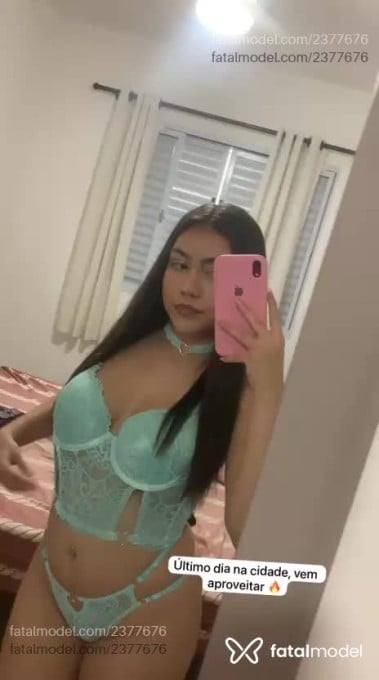 Acompanhante mulher com cabelo castanho de olhos castanhos em Leme Acompanhante mulher com cabelo castanho de olhos castanhos em Leme - Bianca Mendes