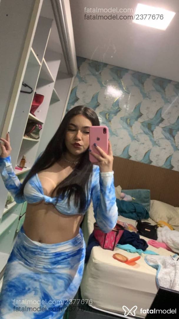 Acompanhante mulher com cabelo castanho de olhos castanhos - Bianca Mendes
