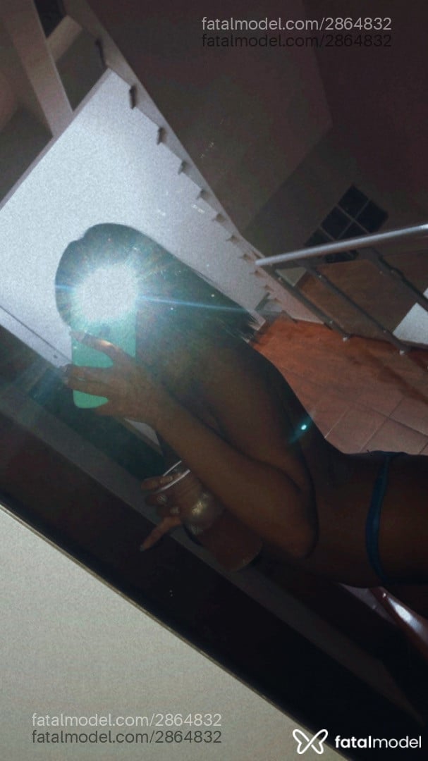 Acompanhante mulher morena (o) de olhos castanhos em São Paulo - Daniela