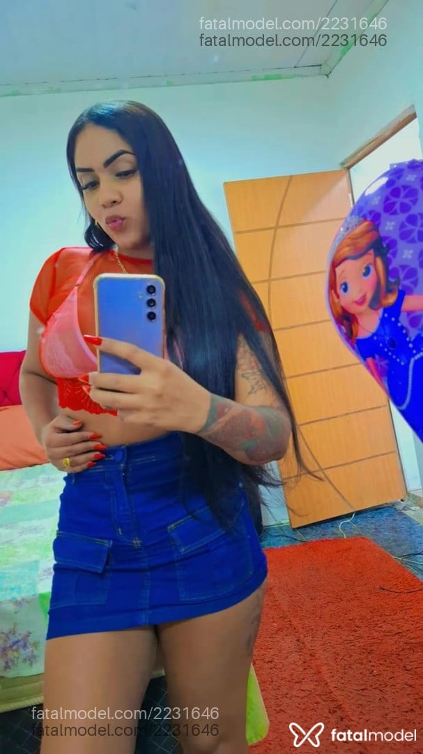 Acompanhante mulher morena (o) de olhos pretos em Ubá - Renata