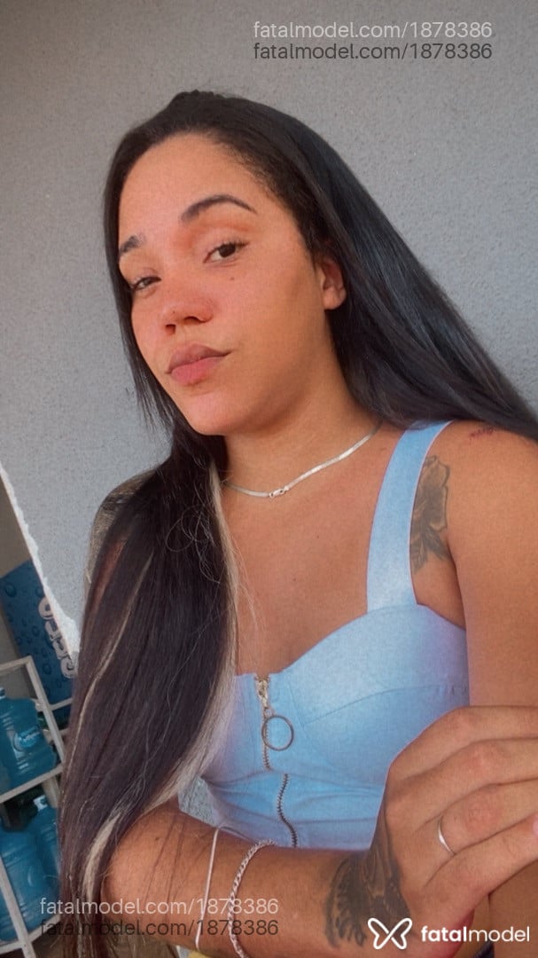 Acompanhante mulher morena (o) de olhos pretos em Sinop - Nadi