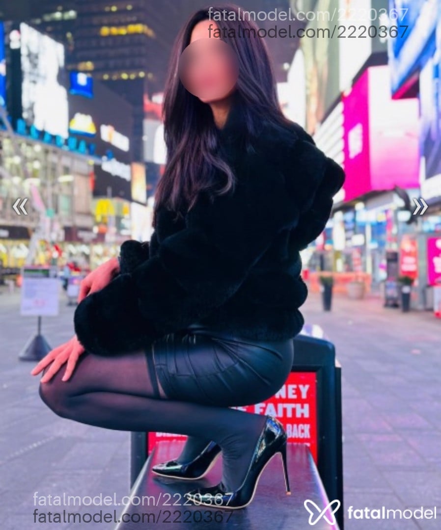 Acompanhante mulher trans morena (o) de olhos castanhos em São Paulo - Sabrina Lux