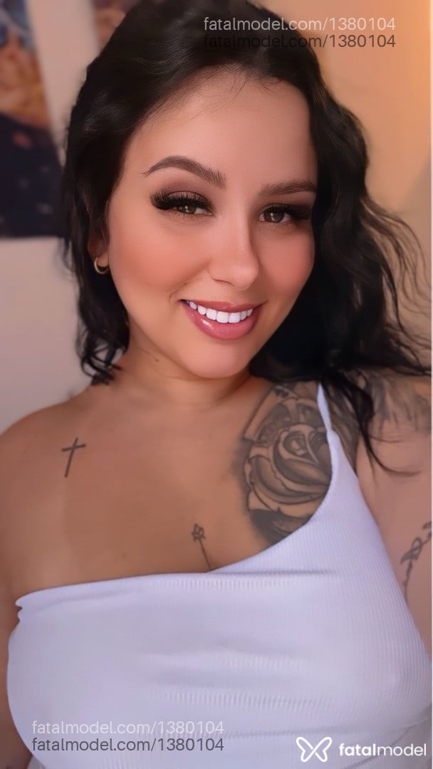 Acompanhante mulher morena (o) de olhos castanhos em Pouso Alegre Acompanhante mulher morena (o) de olhos castanhos em Pouso Alegre - Babi Paes