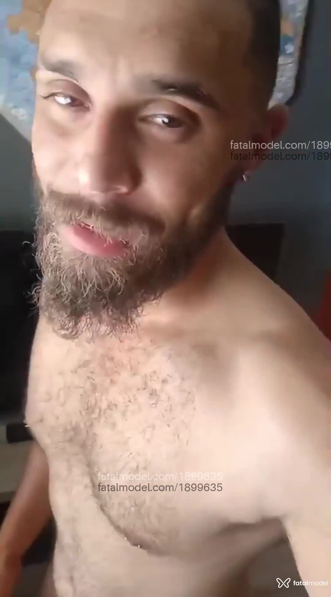 Acompanhante homem com cabelo castanho de olhos castanhos em São Paulo - Aaron