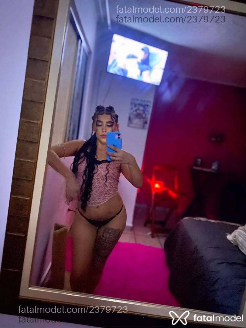Acompanhante mulher morena (o) de olhos castanhos em Rio de Janeiro Acompanhante mulher morena (o) de olhos castanhos em Rio de Janeiro - Dafny Tifanny