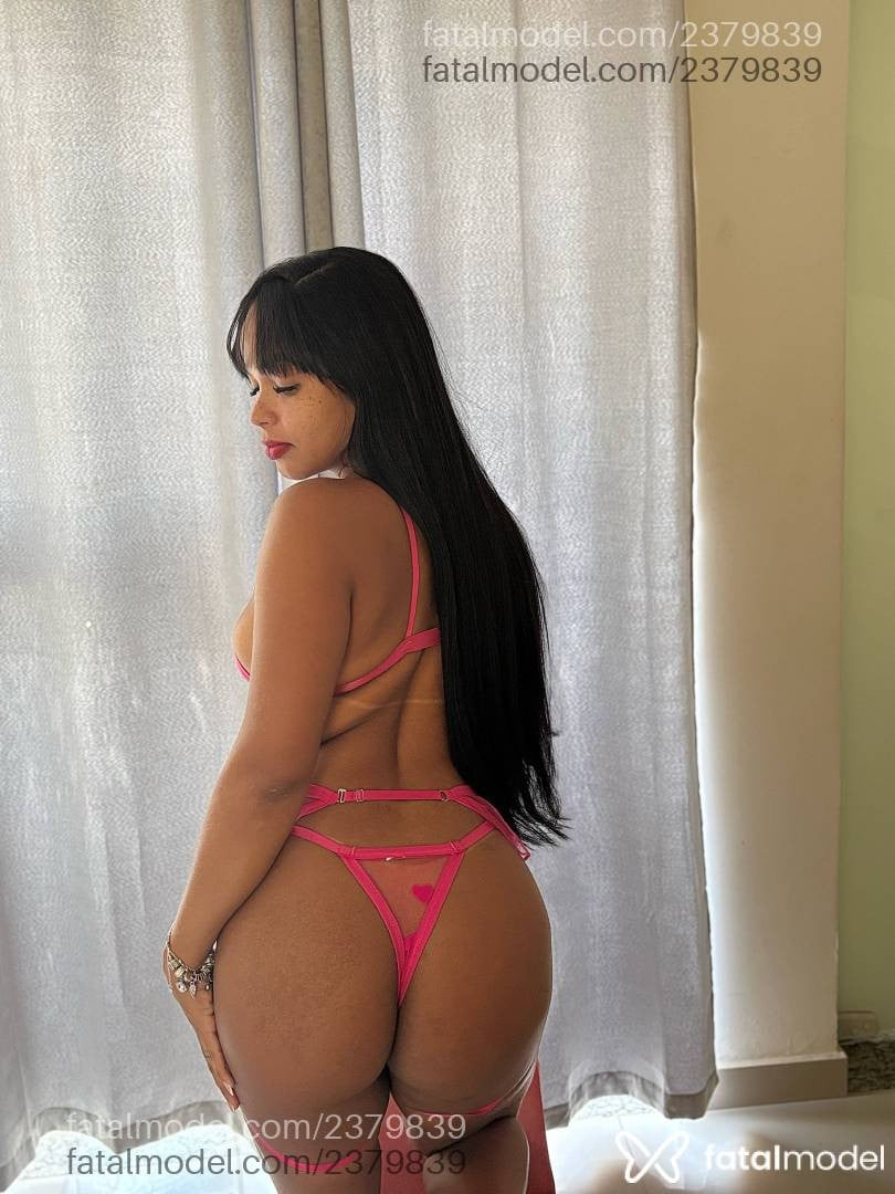 Acompanhante mulher morena (o) de olhos pretos em Bauru - Karoline