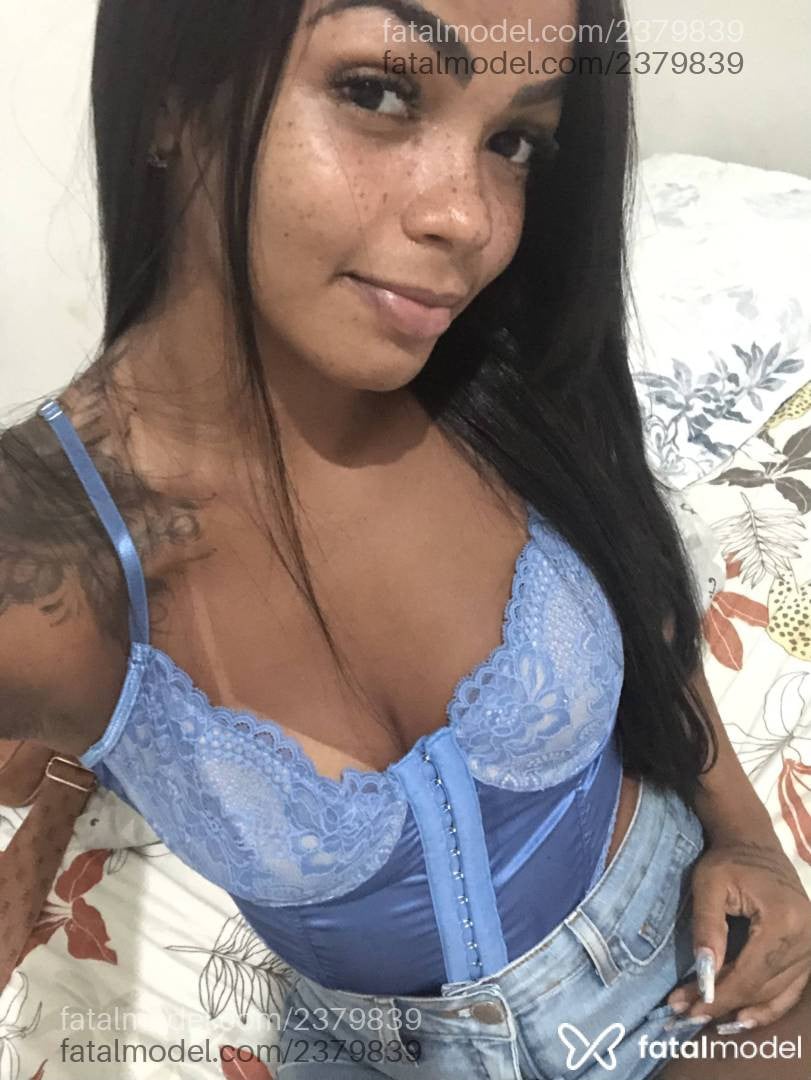 Acompanhante mulher morena (o) de olhos pretos em Campina Grande - Karoline