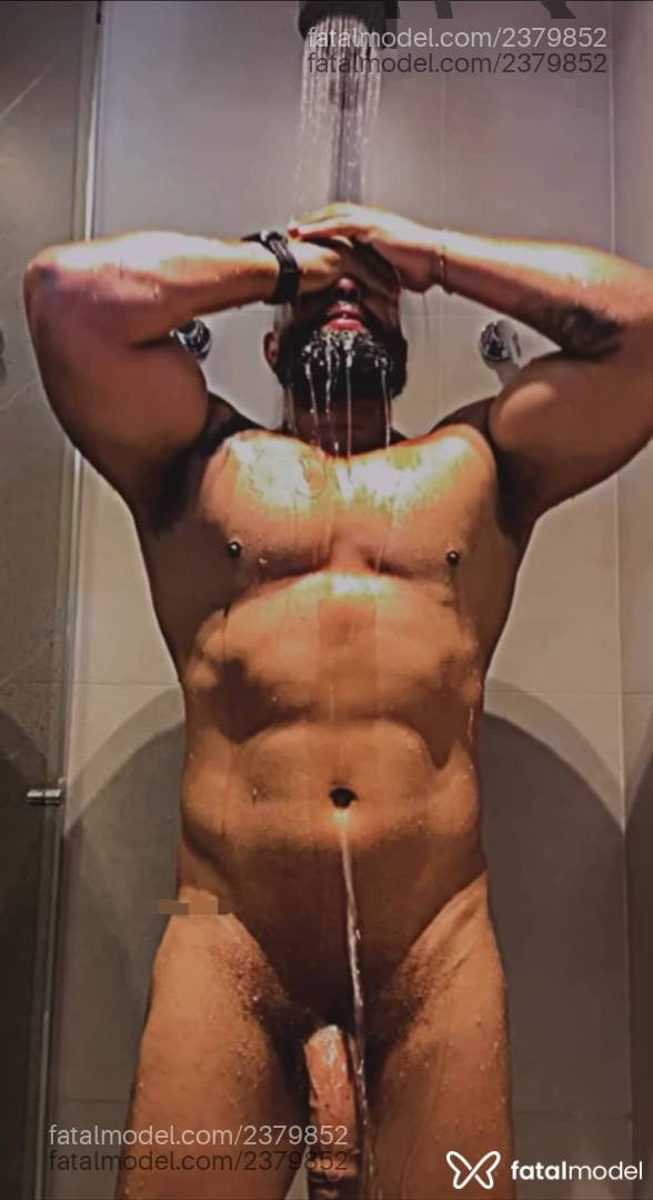 Acompanhante homem com cabelo castanho de olhos castanhos - Kauê Andrade
