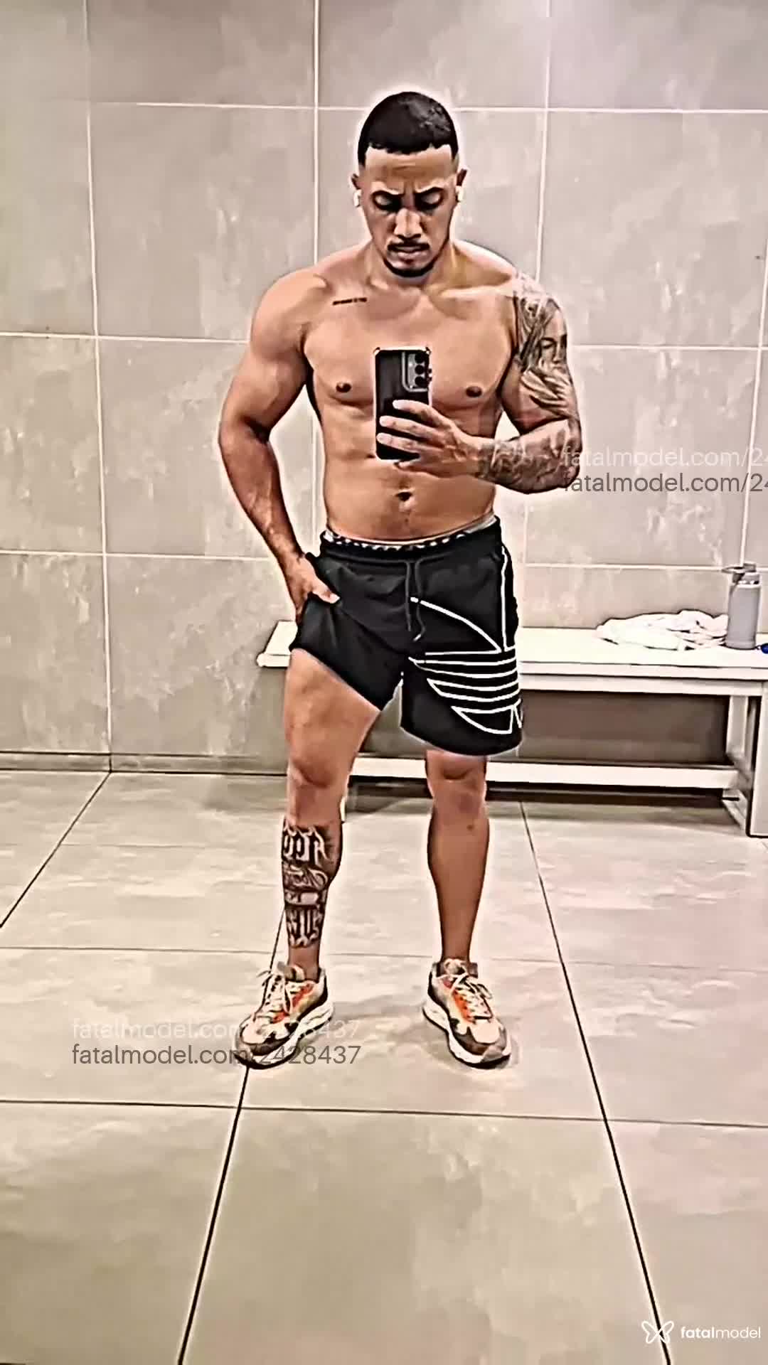 Acompanhante homem morena (o) de olhos castanhos em Fortaleza - Genio
