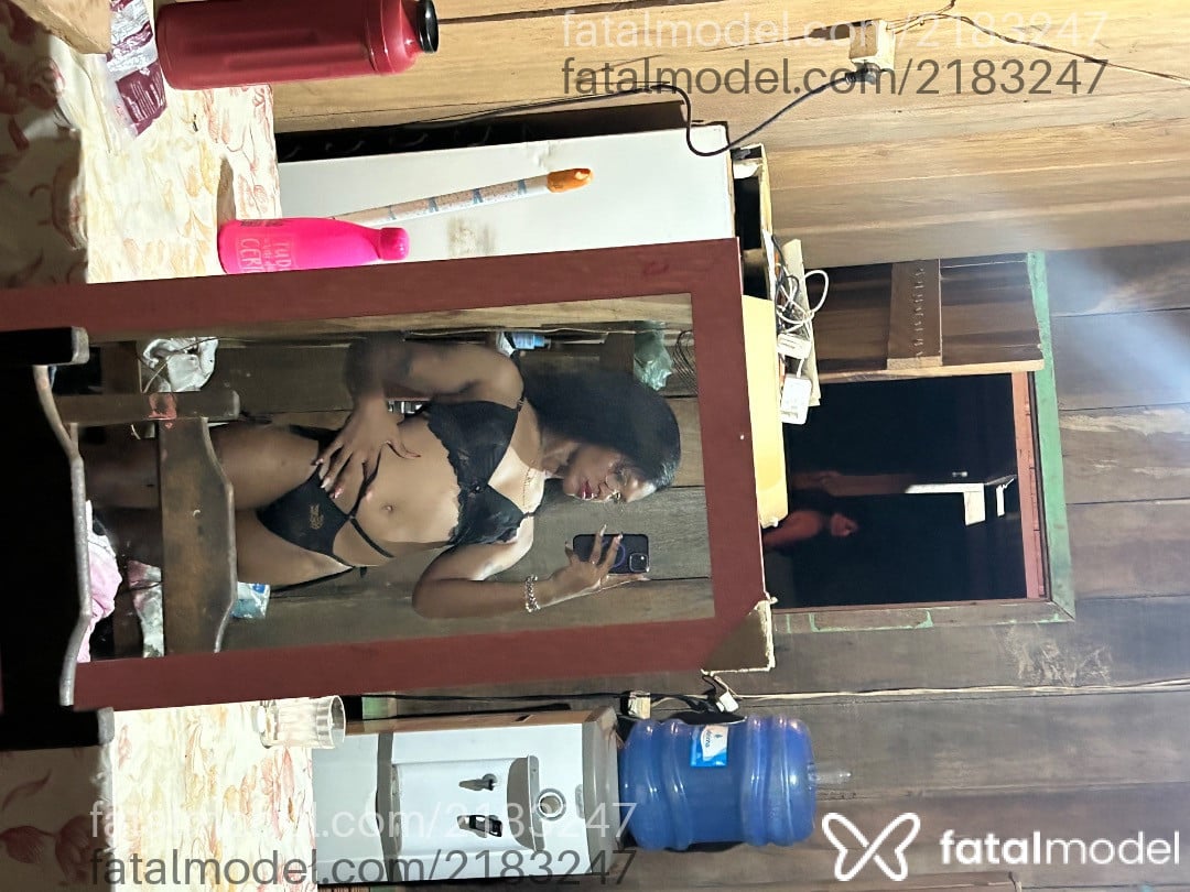 Acompanhante mulher trans morena (o) de olhos pretos em Aripuanã - Sophia