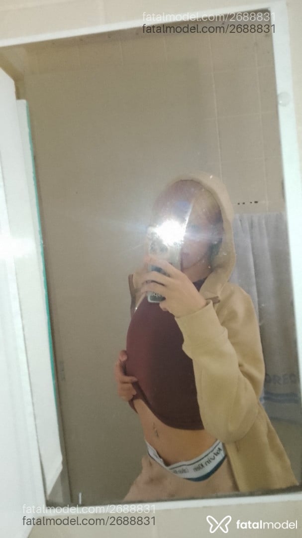 Acompanhante homem loira (o) de olhos pretos em Curitiba Acompanhante homem loira (o) de olhos pretos em Curitiba - Mikka