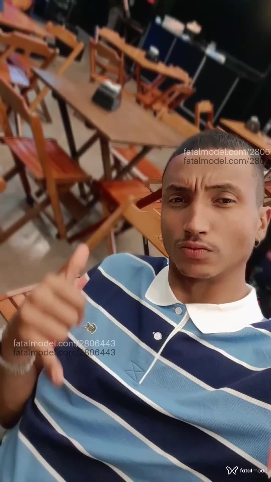 Acompanhante homem com cabelo castanho de olhos castanhos em Maringá Acompanhante homem com cabelo castanho de olhos castanhos em Maringá - Feroz