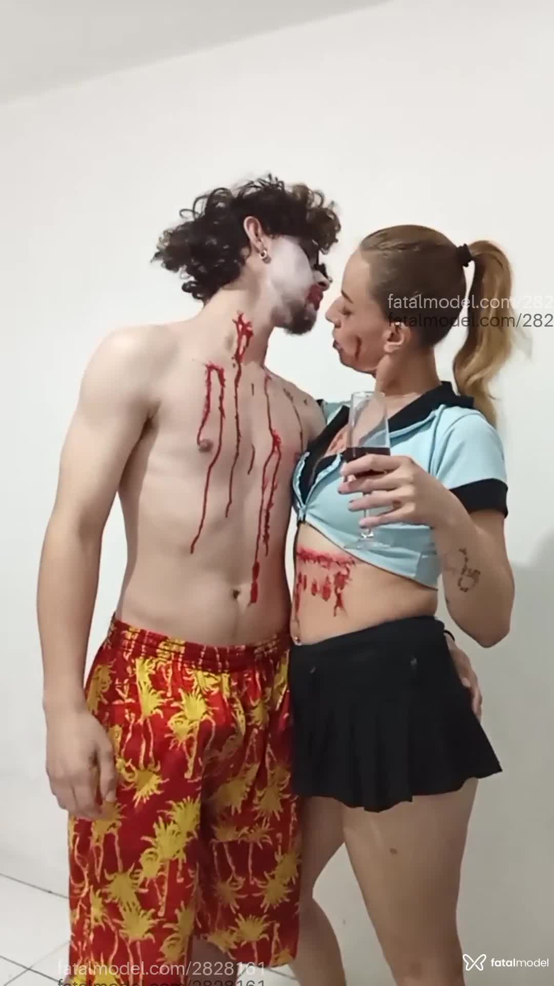 Acompanhante homem com cabelo castanho de olhos castanhos em Virtual Acompanhante homem com cabelo castanho de olhos castanhos em Virtual - Gagfatal