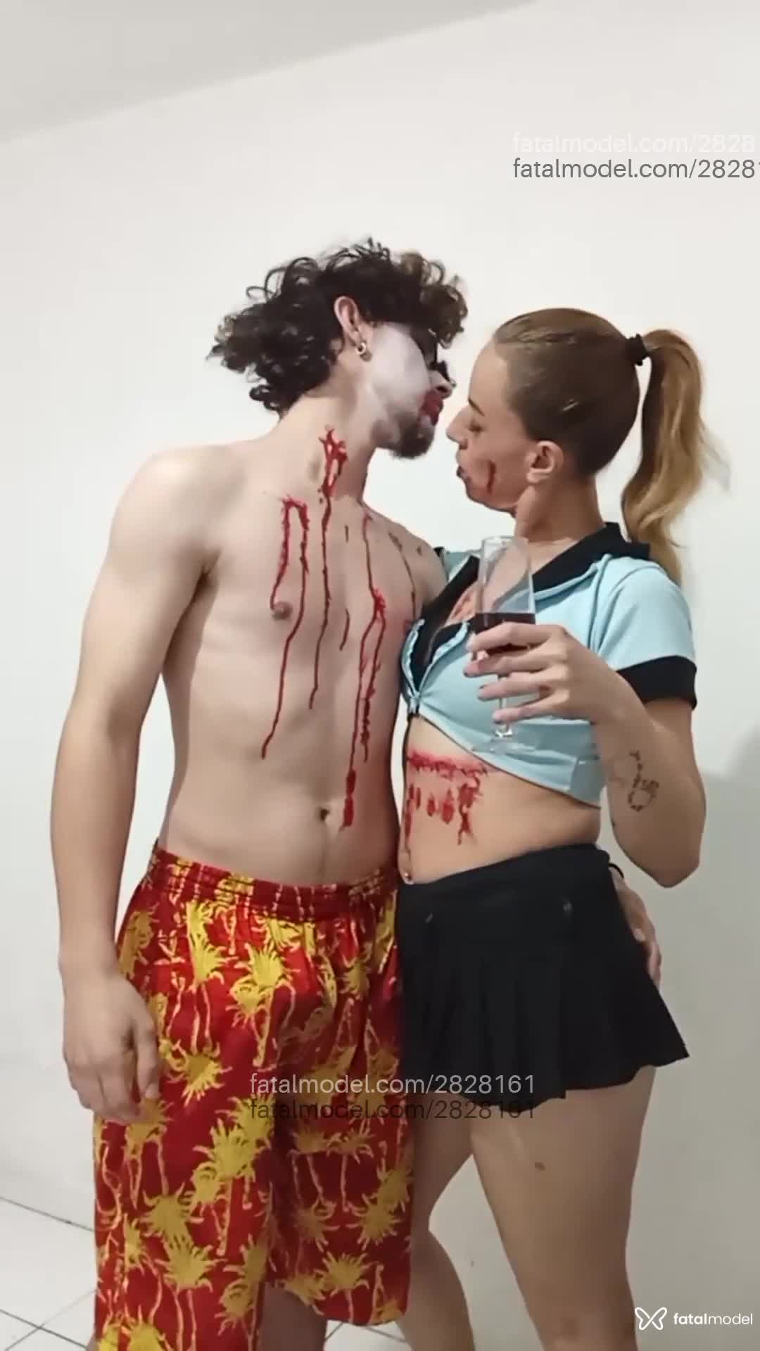 Acompanhante homem com cabelo castanho de olhos castanhos em Virtual Acompanhante homem com cabelo castanho de olhos castanhos em Virtual - Gagfatal
