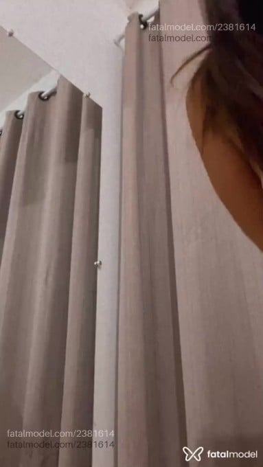 Acompanhante mulher com cabelo castanho de olhos castanhos - Jully