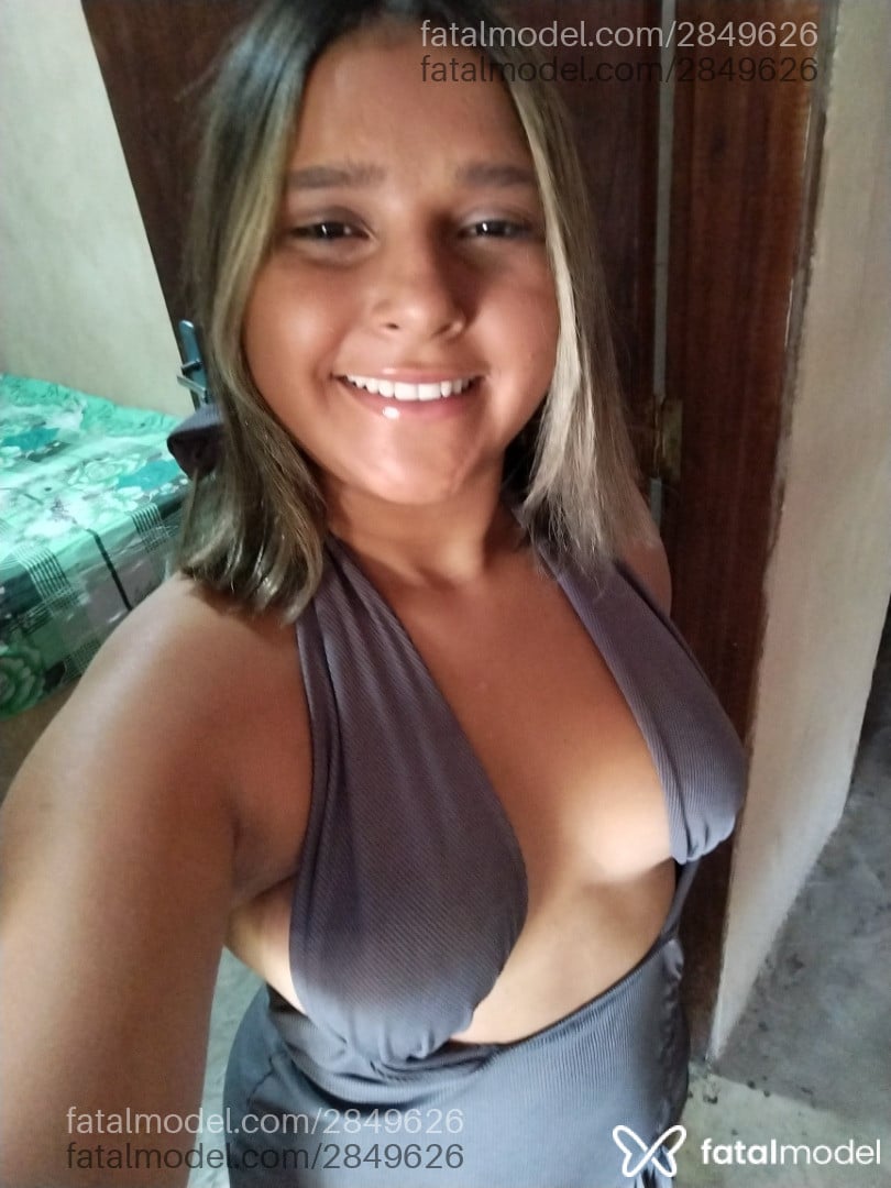 Acompanhante mulher loira (o) de olhos pretos em Sobral - Minny Sena