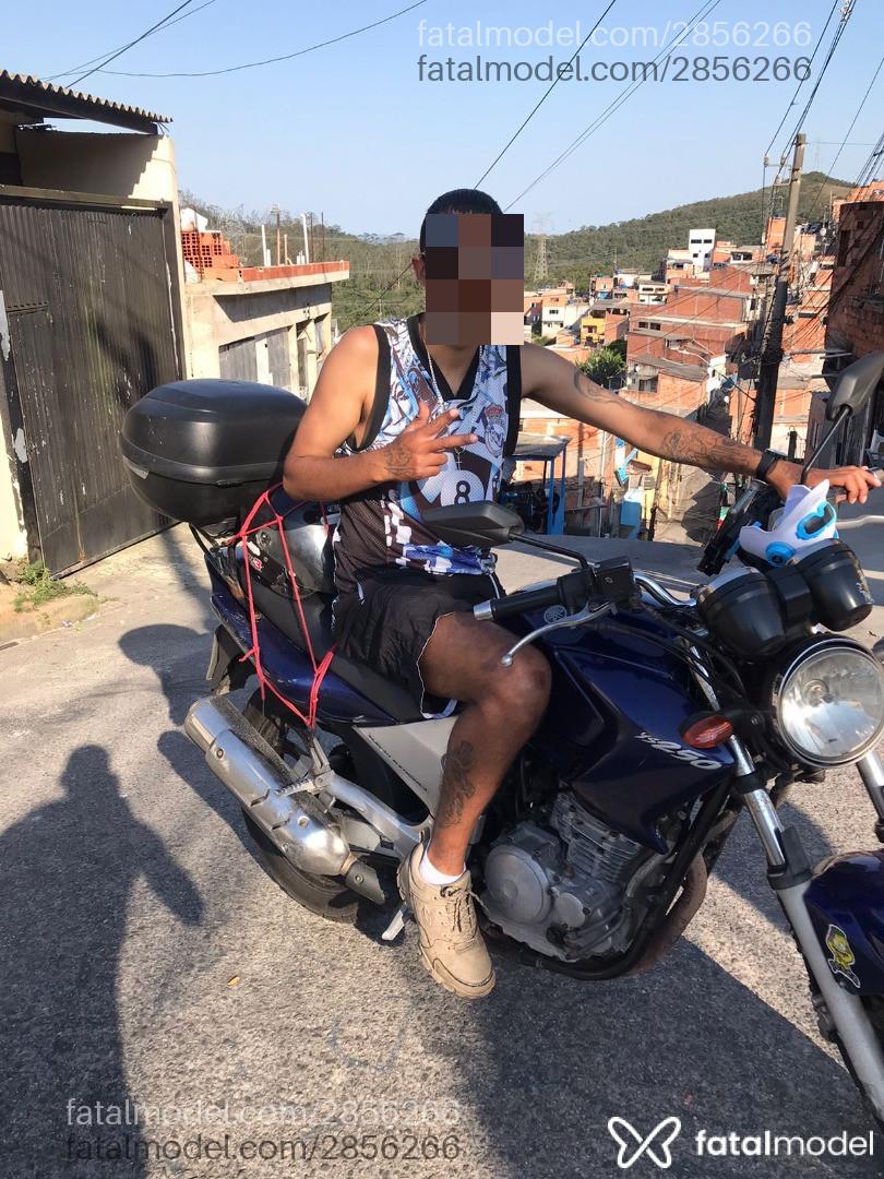 Acompanhante homem morena (o) de olhos pretos - Vsp Neguinho Acompanhante homem morena (o) de olhos pretos - Vsp Neguinho