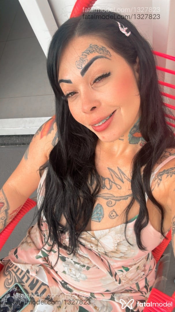 Acompanhante mulher morena (o) de olhos castanhos em Araçatuba Acompanhante mulher morena (o) de olhos castanhos em Araçatuba - Mikaela Dias